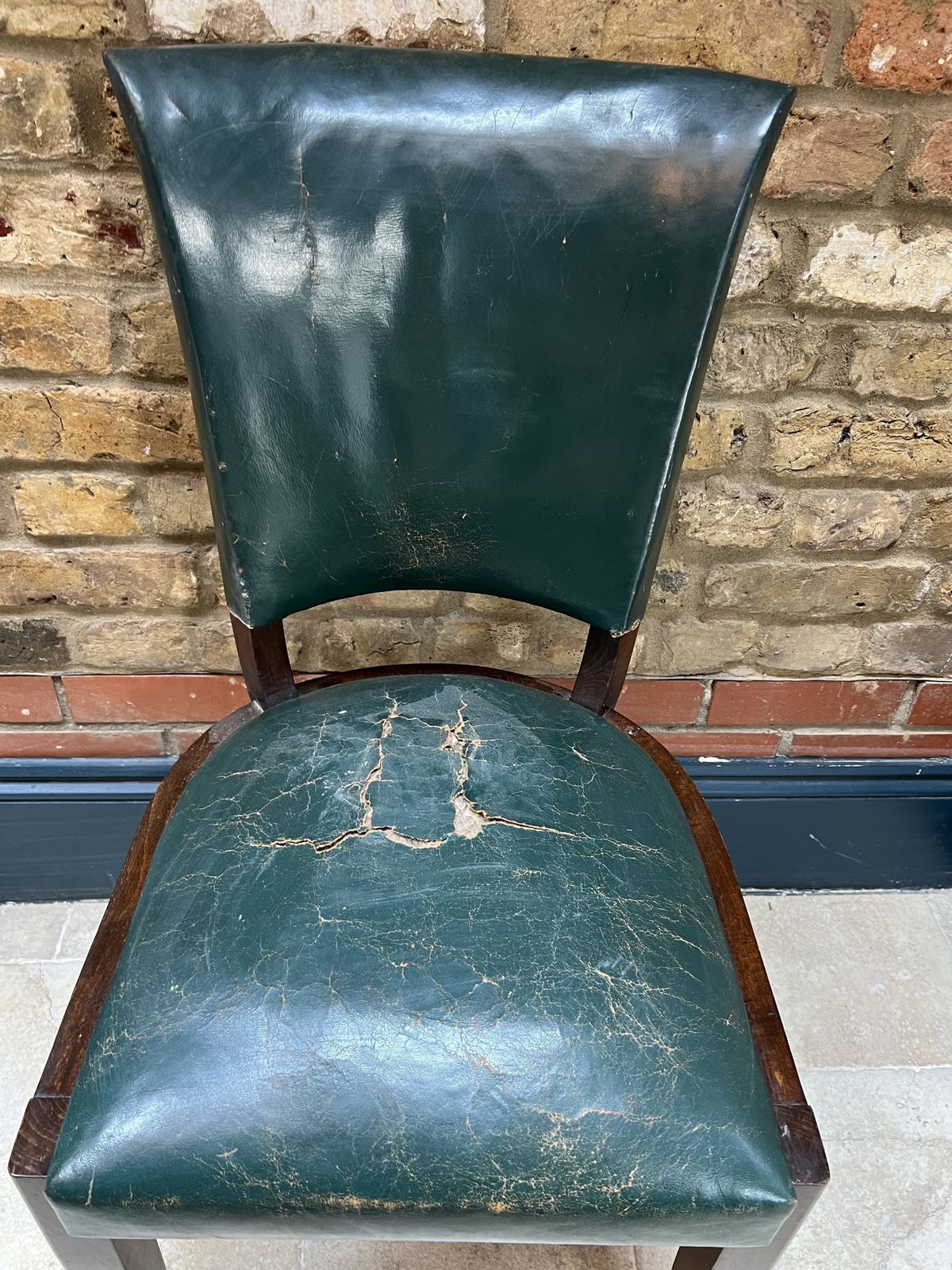 photo vinterior Teal Leather Dining Room Chairs