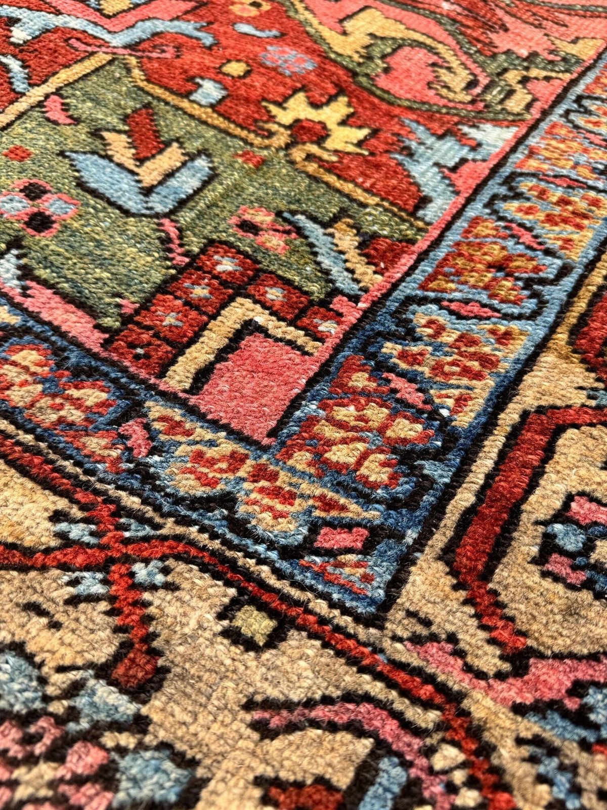 photo for sale Antique Heriz Carpet 3.29m X 2.12m
