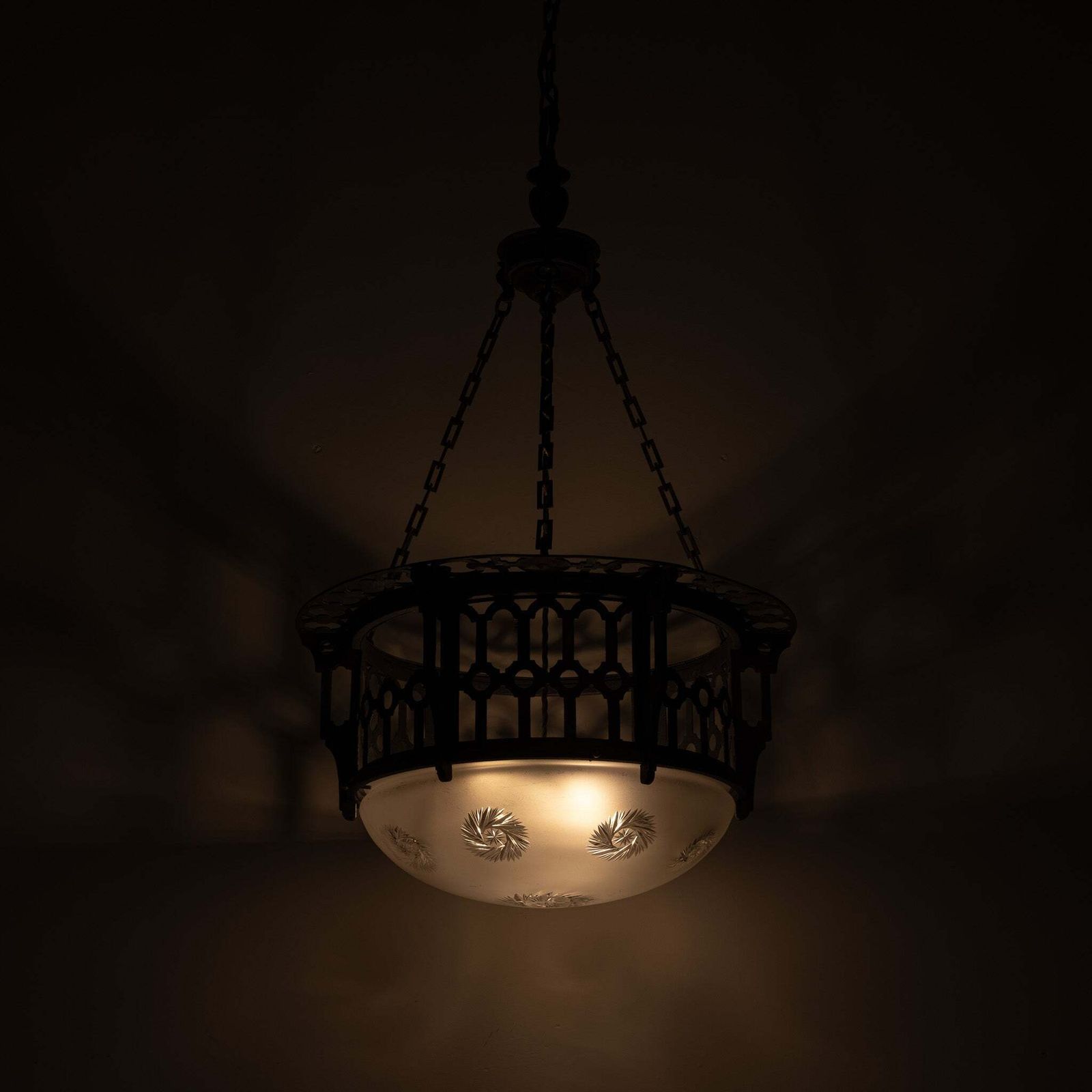 photo vintage Large Scale Wrought Iron & Cast Brass Plafonnier With Rare Jefferson Satin & Cut Crystal Bowl