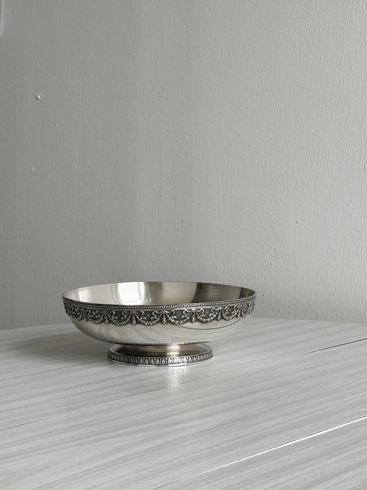Antique Silver Plated Bowl, Decorative Bread Basket, Art Of Entertaining Dish, Vintage Centerpiece, Chic Tableware photo vintage