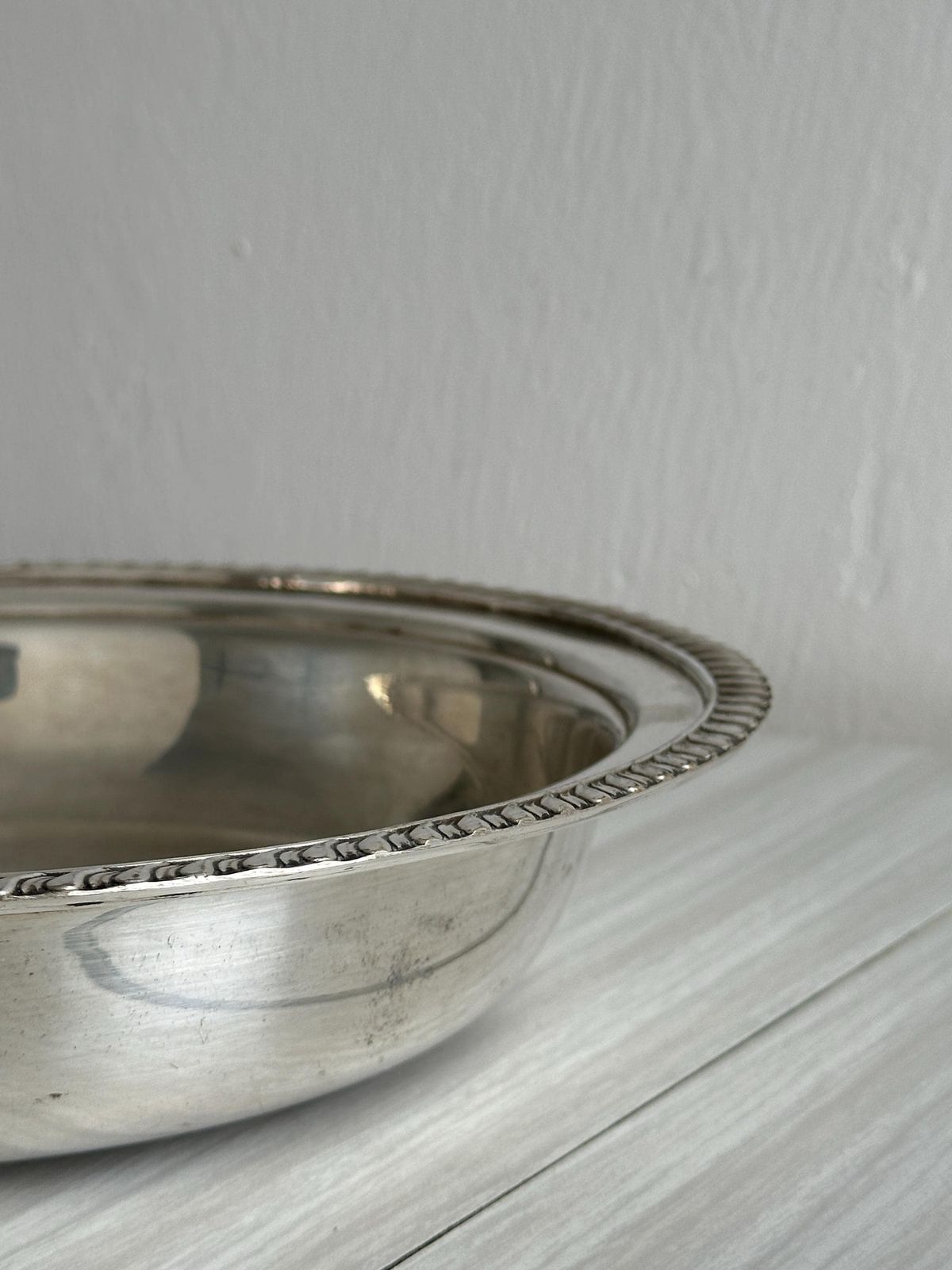 Antique Round Salad Bowl Or Platter In Shiny Silver Metal, Large Decorative Empty Pocket Or Elegant Centerpiece For Kitchen Or Dining Room photo furniture