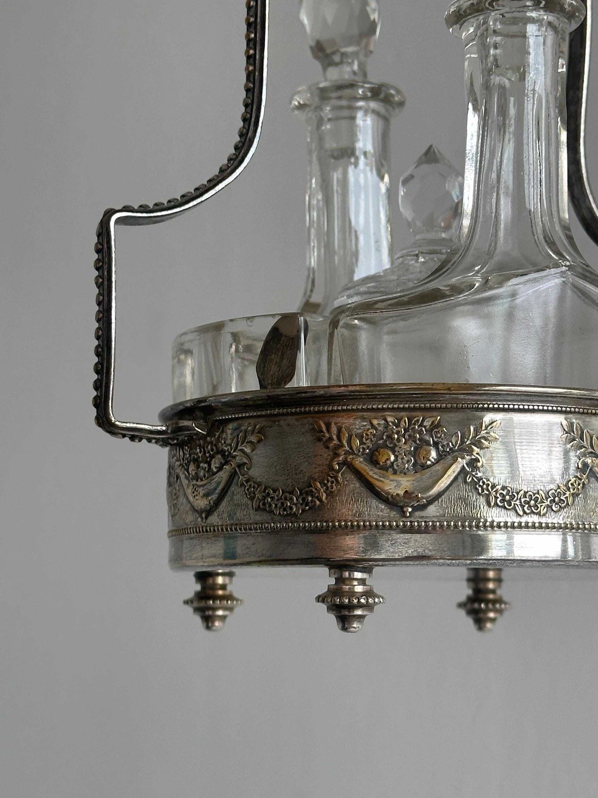 Antique Oil And Vinegar Cruet With Mustard Pot And Spice Compartments, Cut Crystal And Silver Plated Metal, Table Service, French Table photo vintage