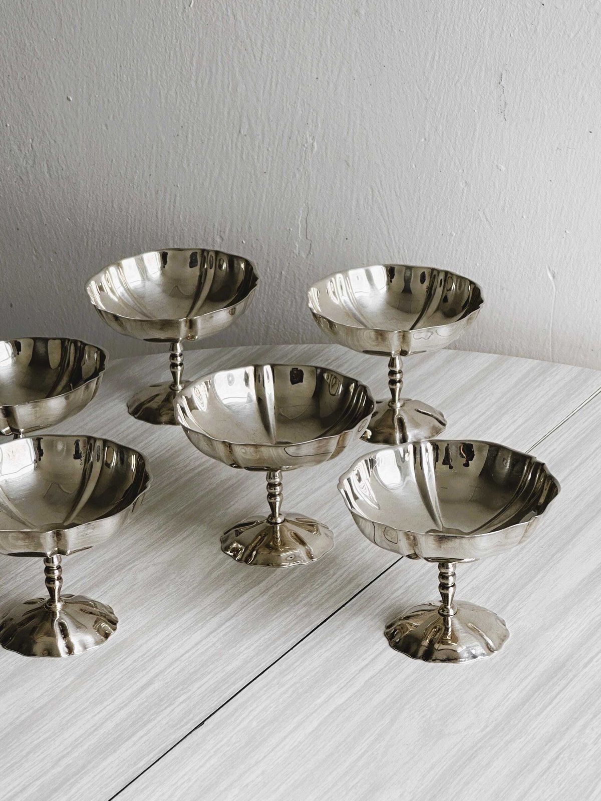 Set Of 6 Large Antique Stainless Steel Bowls, Light Metal On A Stand, Vintage Tableware, Chic Dessert, Ice Cream Or Fruit Presentation photo buy