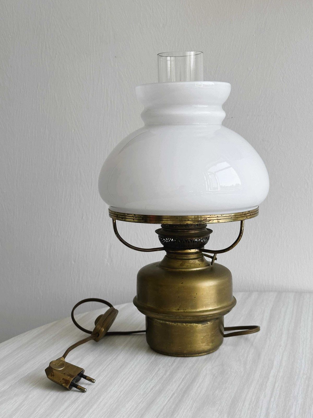 Vintage Brass Lamp, White Opaline Glass Shade, Retro Lighting, Office Decor, Unique Piece, Antique Gift, Warm Atmosphere