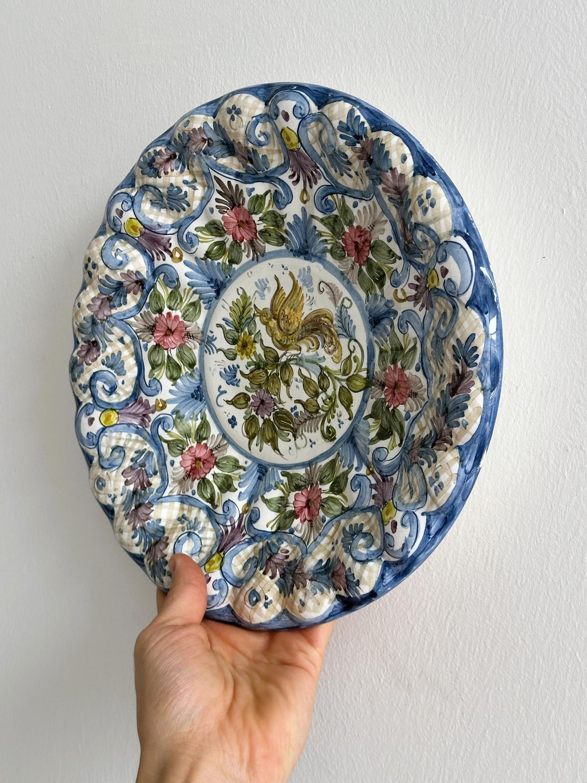 photo furniture Grand plat décoratif peint à la main, motifs floraux et oiseaux, décoration murale, plat fonctionnel, grande assiette, corbeille à fruits