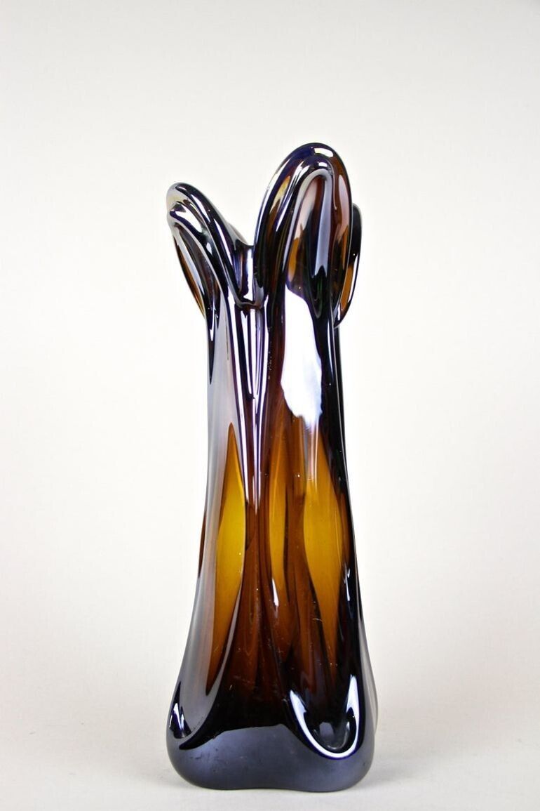 20th Century Murano Glass Vase With Iridiscent Chrome Effect, It Circa 1970 photo Home Decor