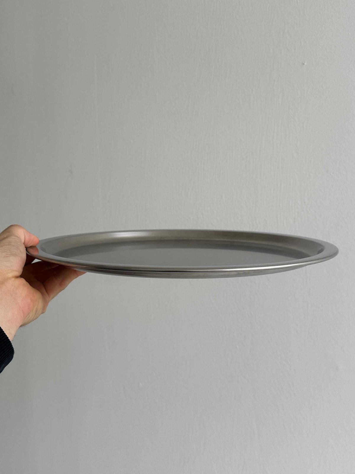 Round Tray In Shiny 18/10 Stainless Steel, Elegant And Robust Serving Tray, Vintage Chic Tableware, Kitchen Decoration photo 50.0