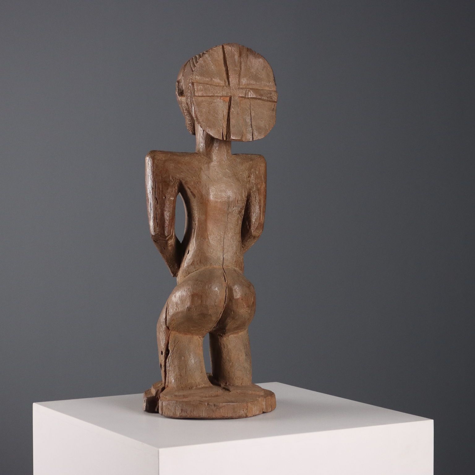 photo furniture Figura Di Antenato Scultura In Legno Arte Hemba