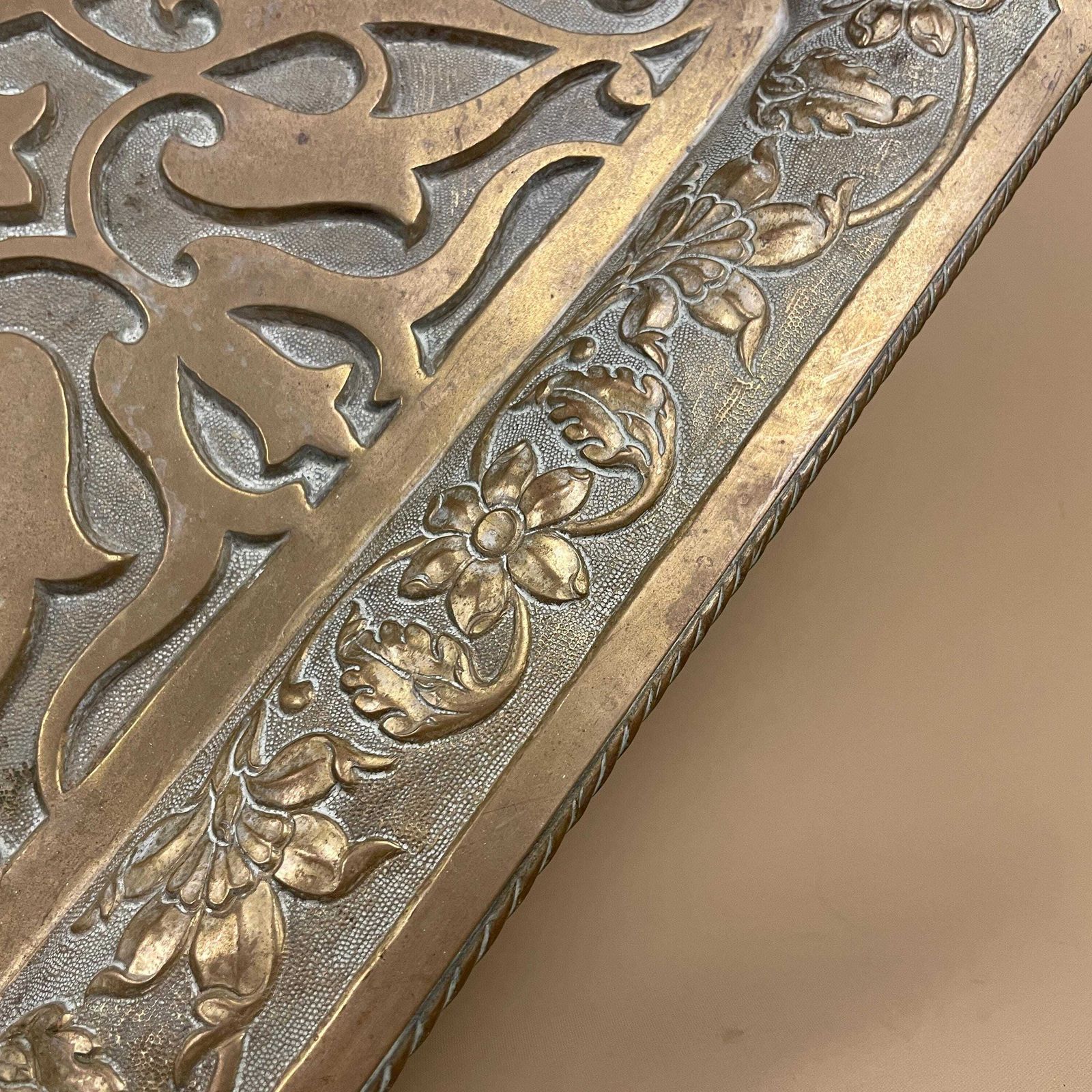 Antique Metal Gold Indian Patterned Brass Tray 62x62cm Plate Handmade Etched Intricate Decorative Pattern Wall Art Octagon Vintage India photo vintage