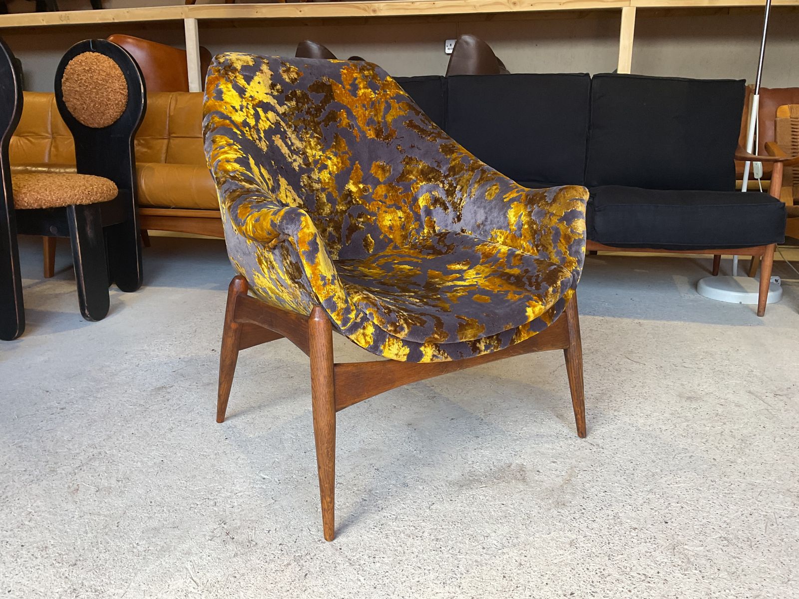 photo buy Hungarian Armchair By Julia Gaubek 1950