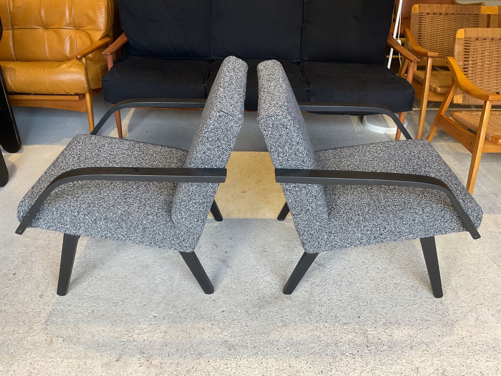 Brussels Expo 58 Mid Century Armchairs By Jiří Jiroutek For Jitona, 1960s, Set Of 2 photo vinterior