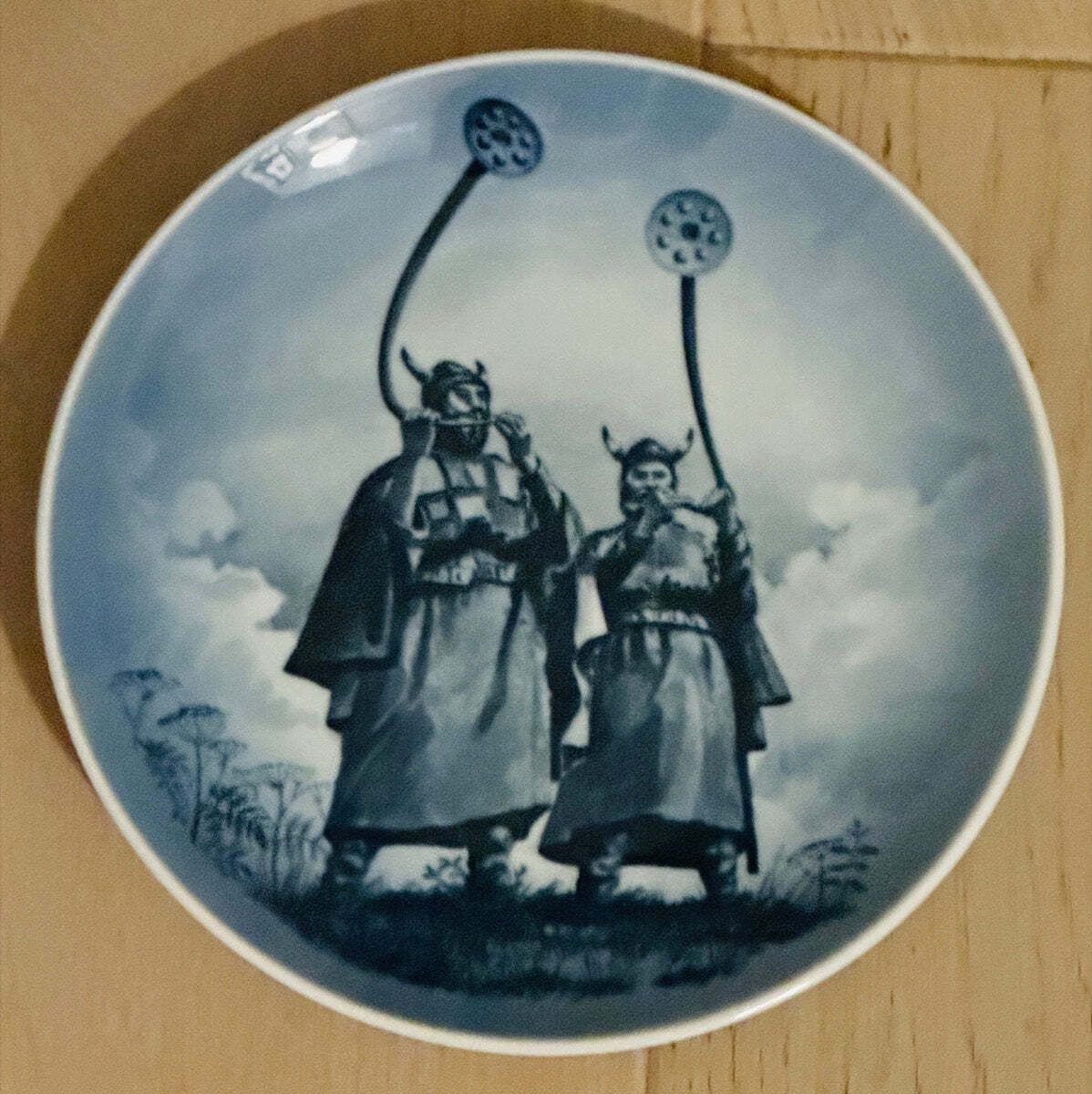 1978 Royal Copenhagen Denmark Viking Porcelain Plate "Sounding The Lur" photo for sale