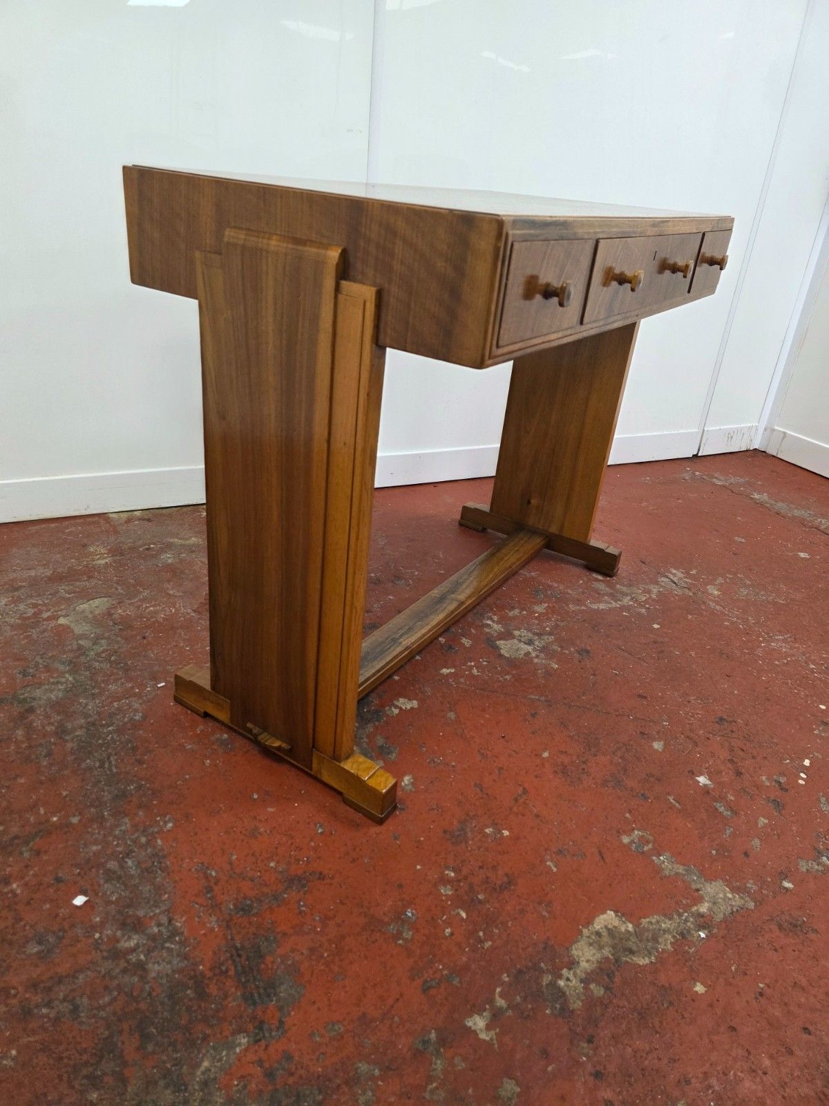 Heals Of London 1930s Walnut Art Deco Desk/Sidetable photo 1195.0