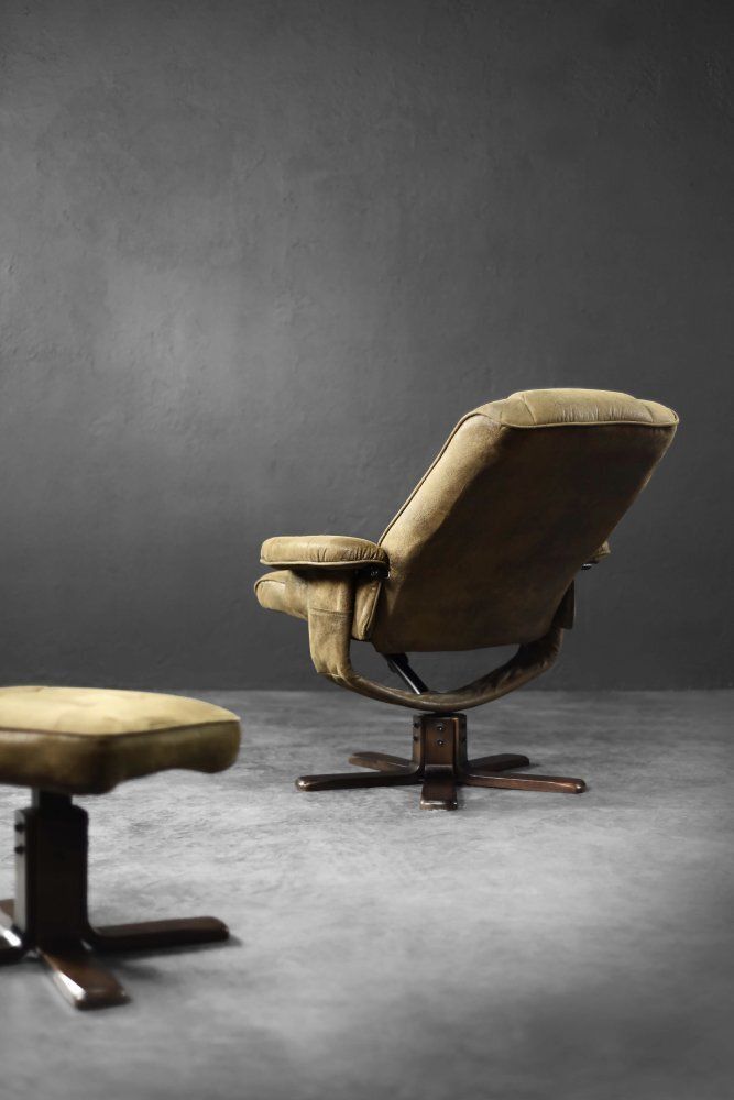 photo vinterior Set Of Mid Century Modern Danish Brown Swivel Chair & Ottoman, 1960s