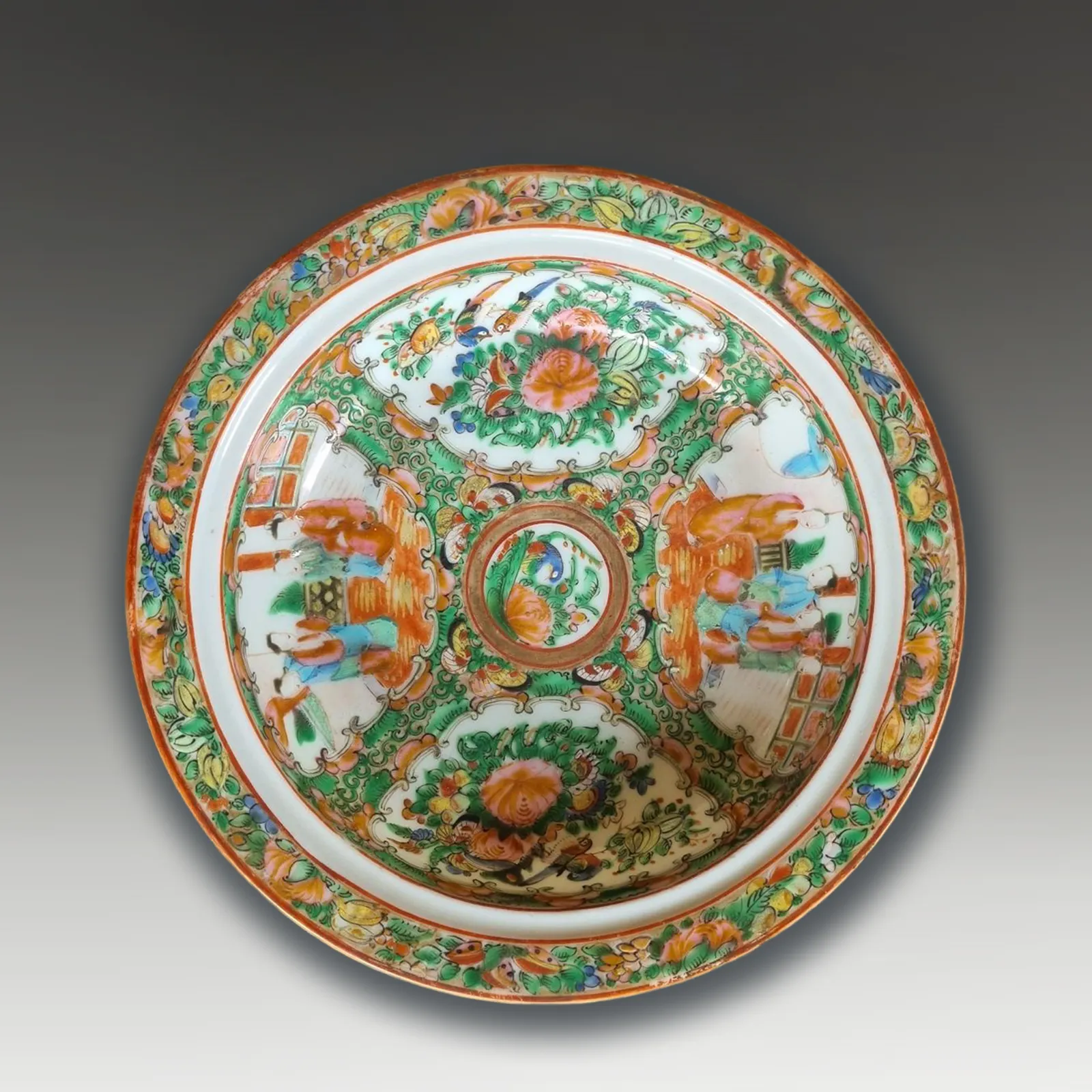 Antique Chinese "Rose Medallion" Dish  Circa 1830  22cm D