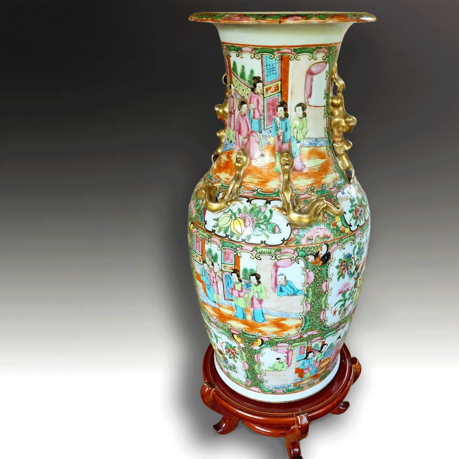 Antique Chinese "Rose Medallion" V. Large Vase Mid 19th Century Superb Quality photo for sale