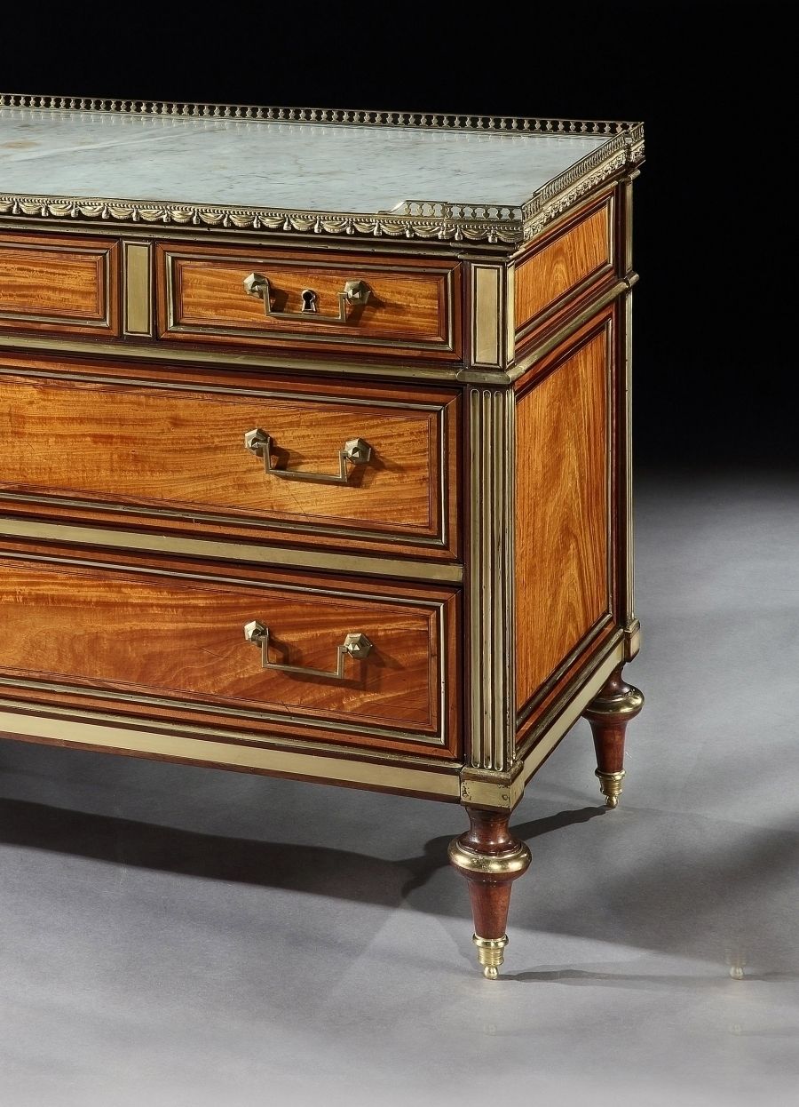 Louis XVI Gilt Bronze Mounted Bois Citronnier And Amaranth Commode Claude Charles Saunier photo Furniture