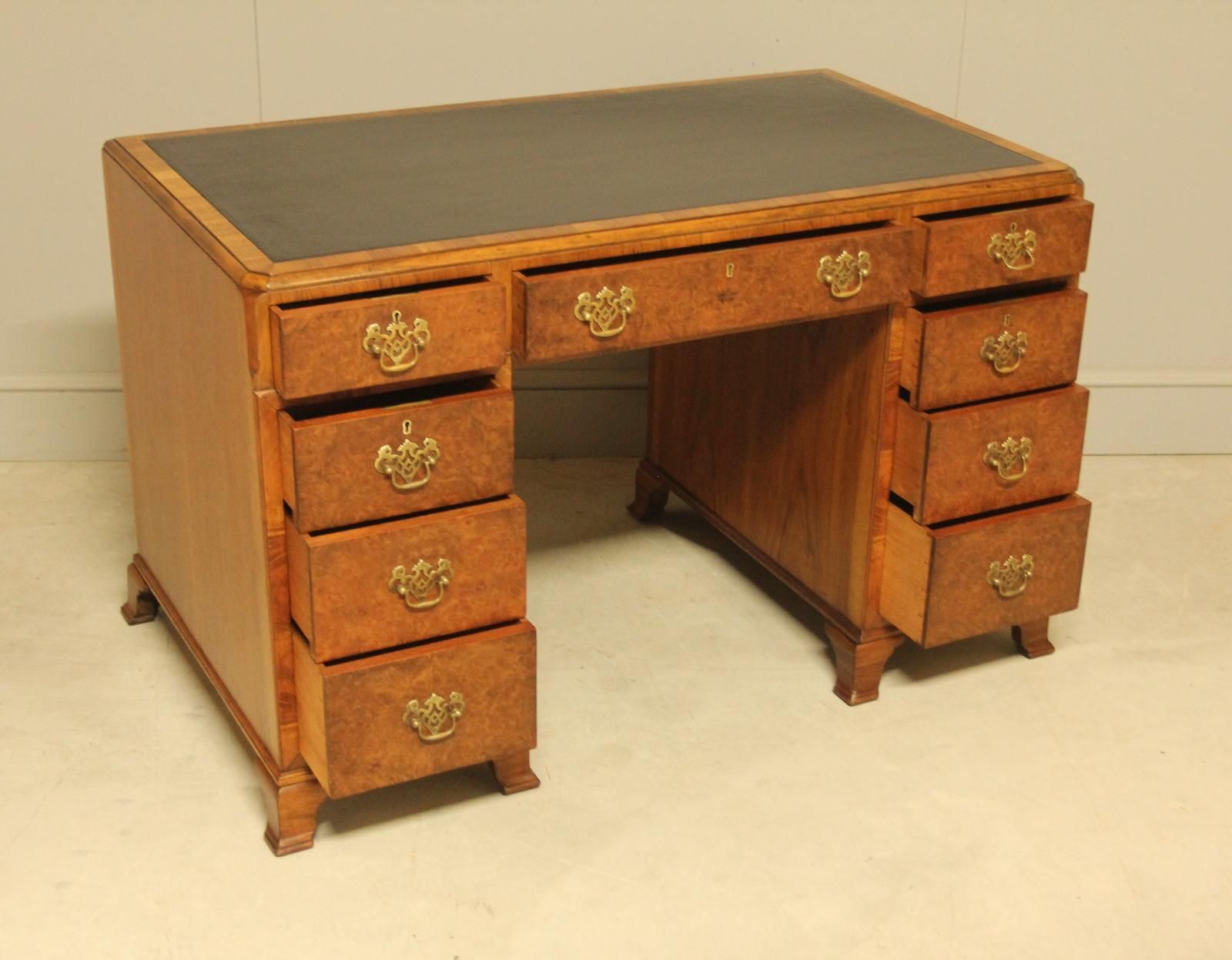 Burr Walnut Writing Desk, 1930s photo 1250.0