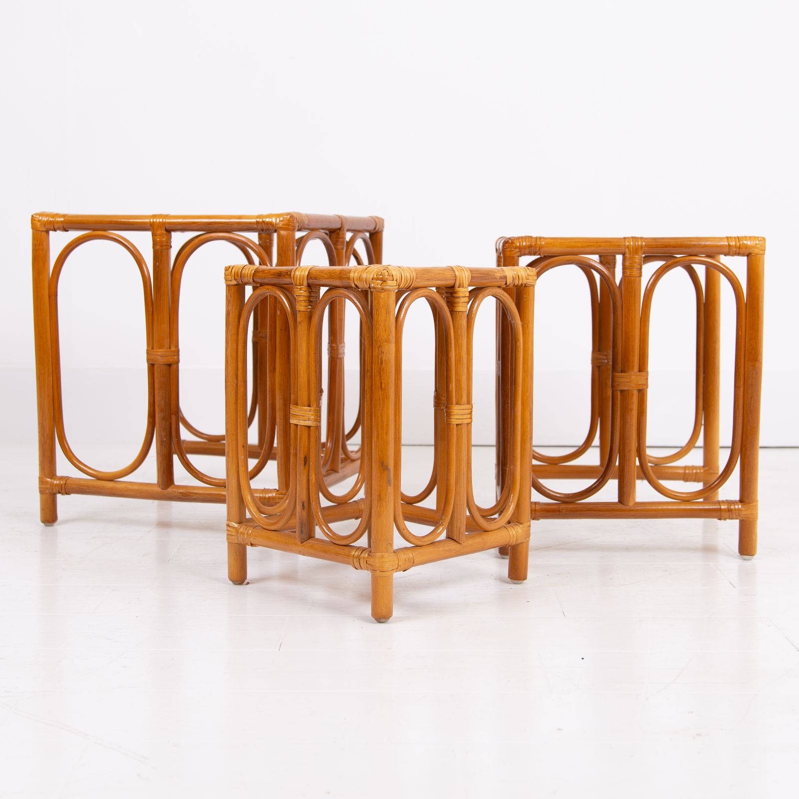 photo vinterior Nest Of 3 Mid Century Bamboo Side Tables