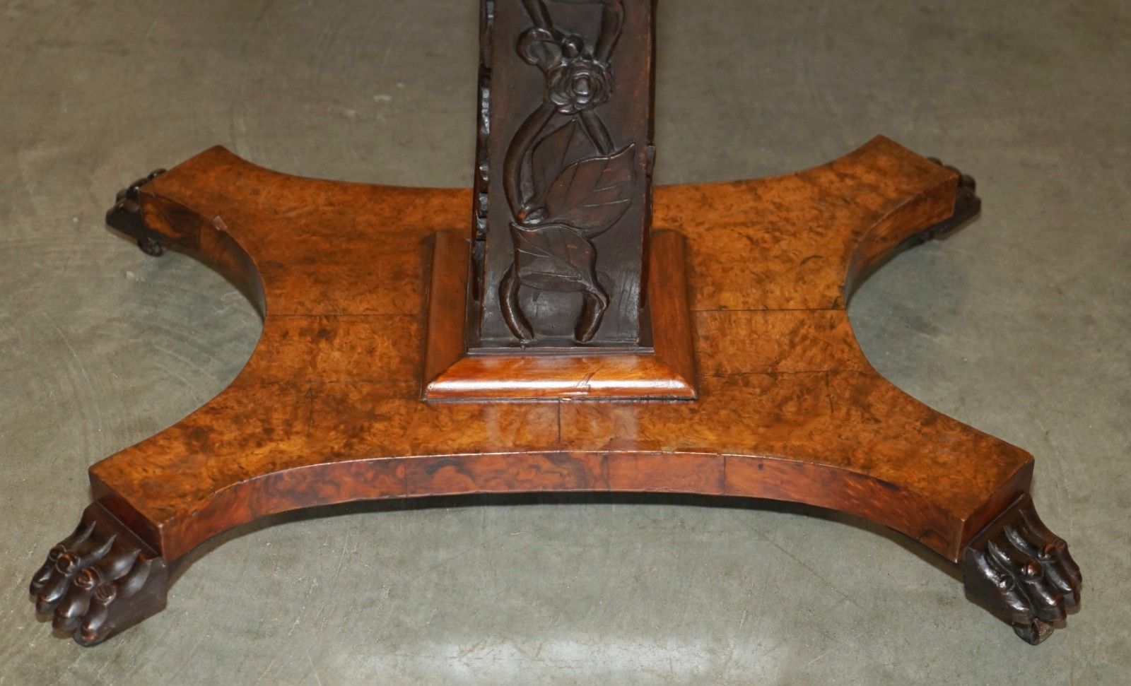photo vintage Sublime Cir 1800 Antique Specimen Wood Occasional Tilt Top Table Burr Walnut Oak