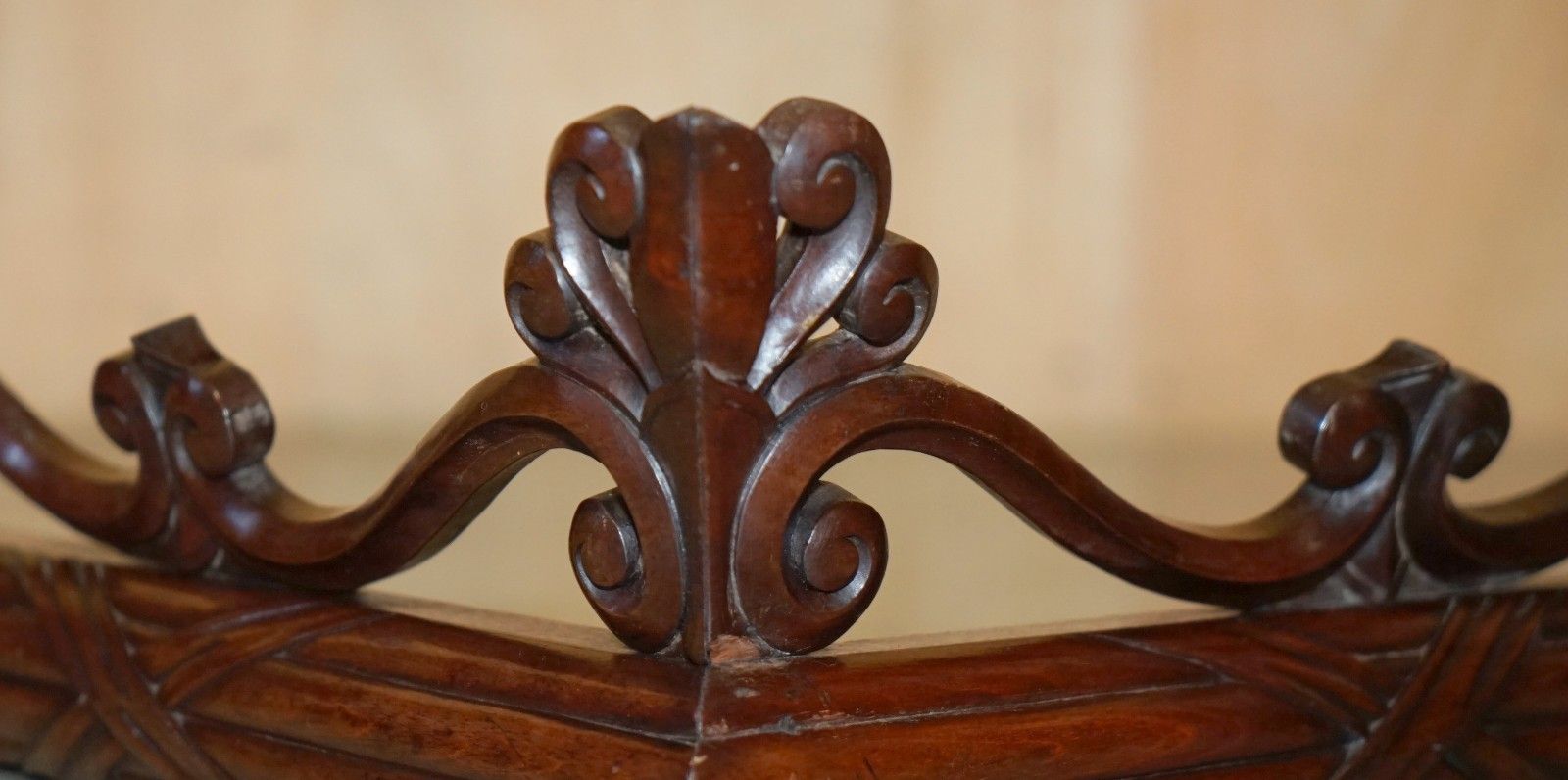 photo furniture Antique Victorian Circa 1860 Hand Carved Curtain Window Pelmet Super Decorative