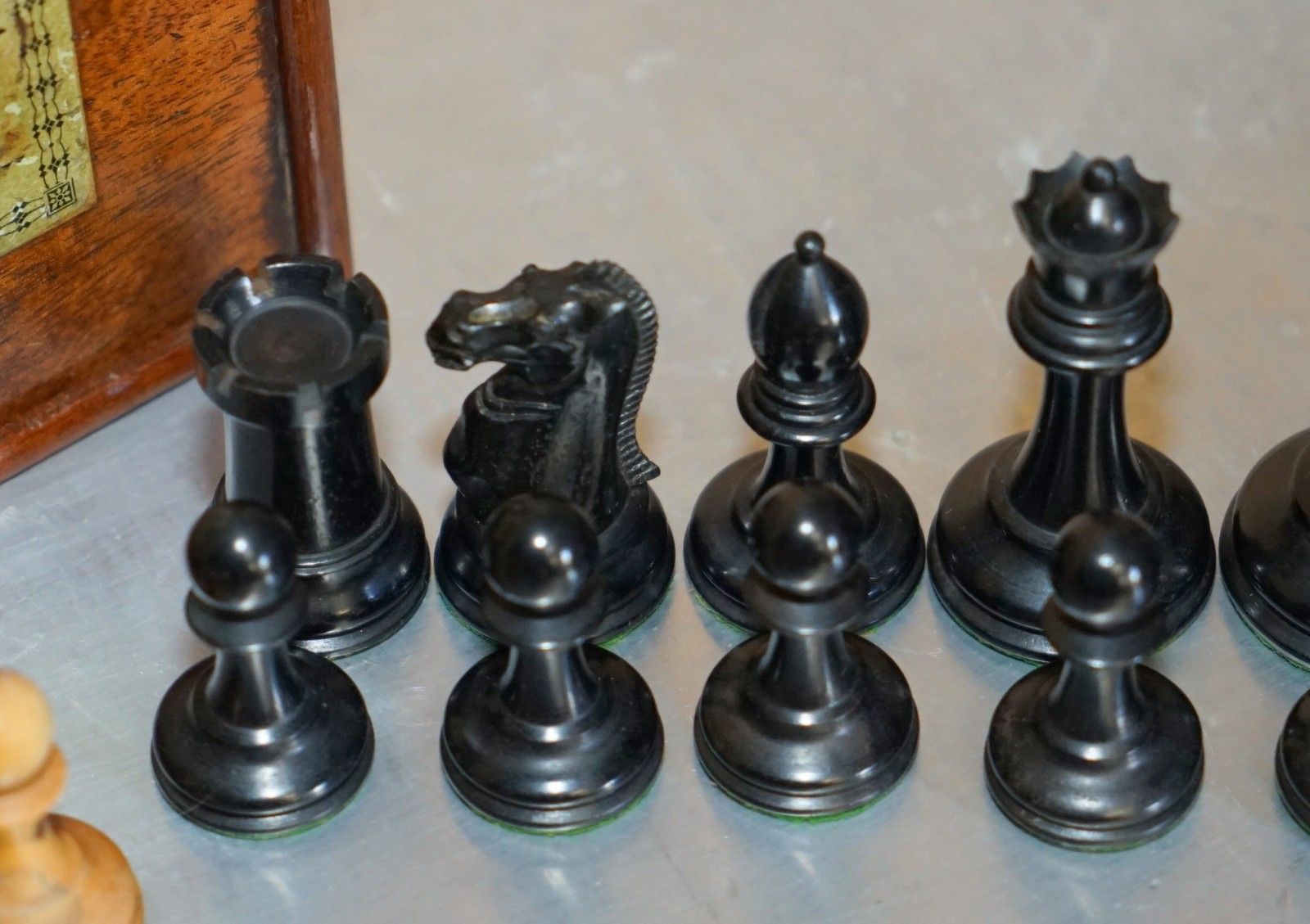 Antique Victorian Jacque Staunton Chessman Stamped Chess Set In Original Box photo vinterior