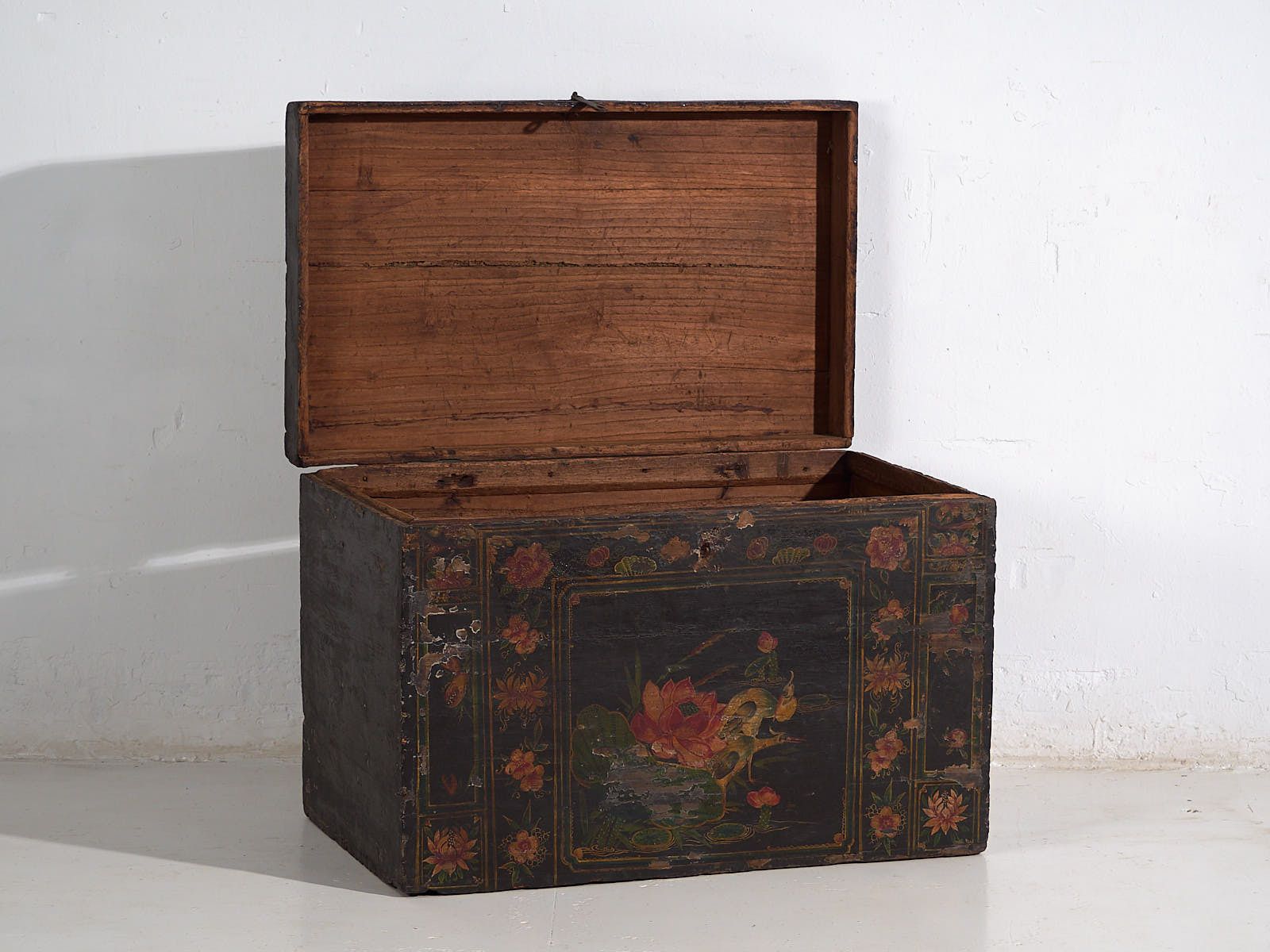 Traditional Chinese Opera Trunk With Illustrated Lotus Flower (China, C.1900) photo for sale