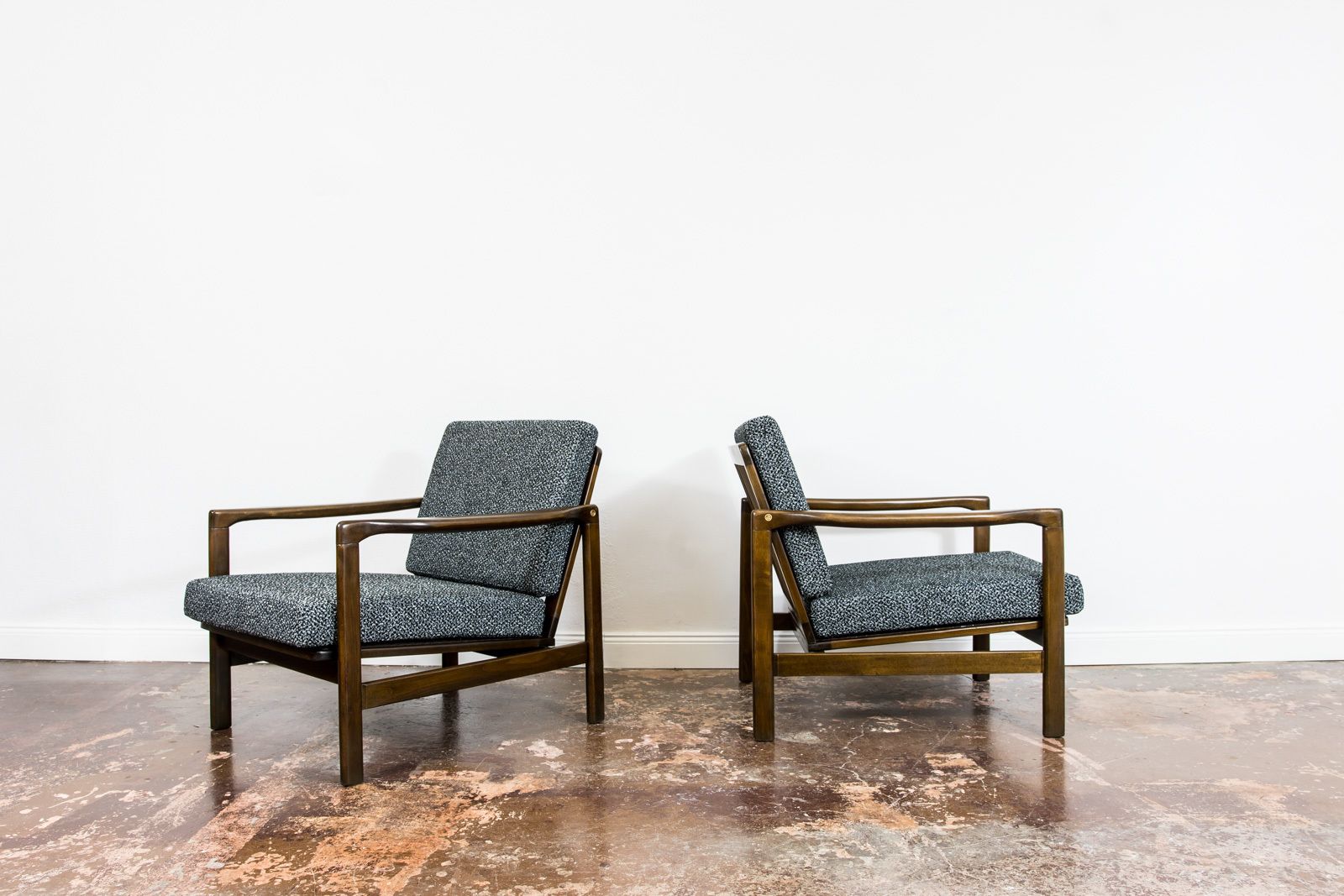 Mid Century Modern Armchairs By Zenon Bączyk, 1960's, Set Of 2 photo vintage