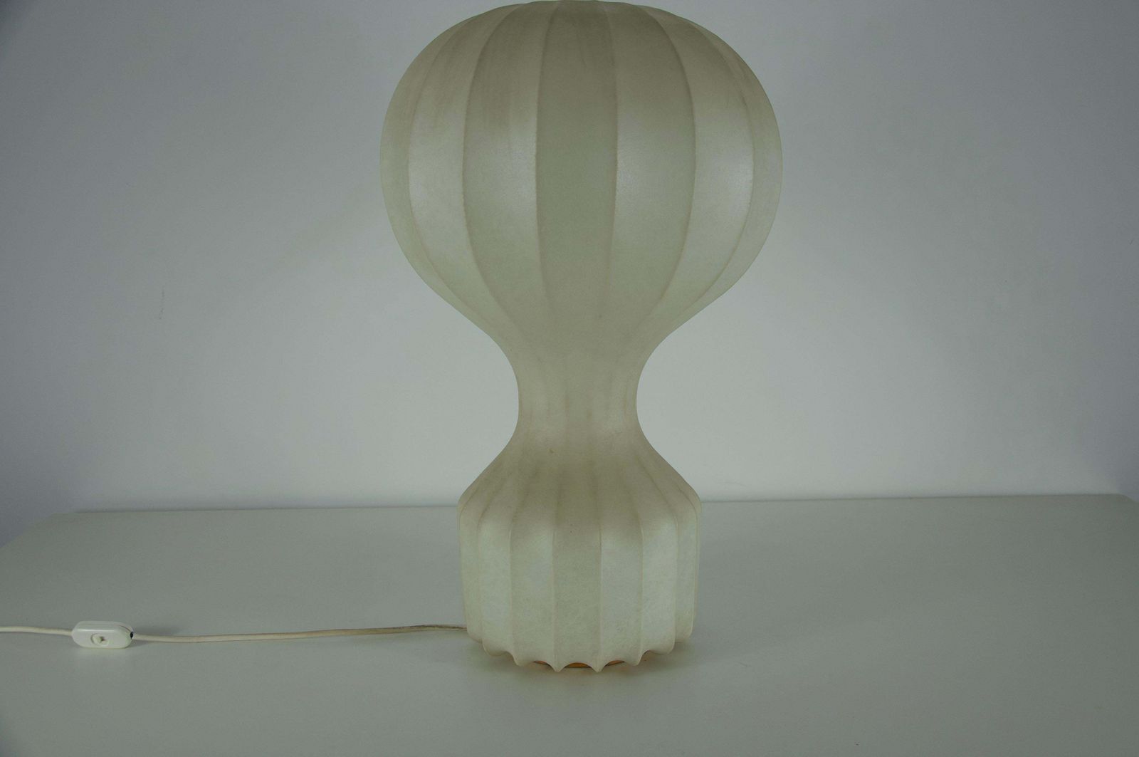 Large Gatto Cocoon Table Lamp By Achille & Pier Giacomo Castiglioni, 1960s photo furniture