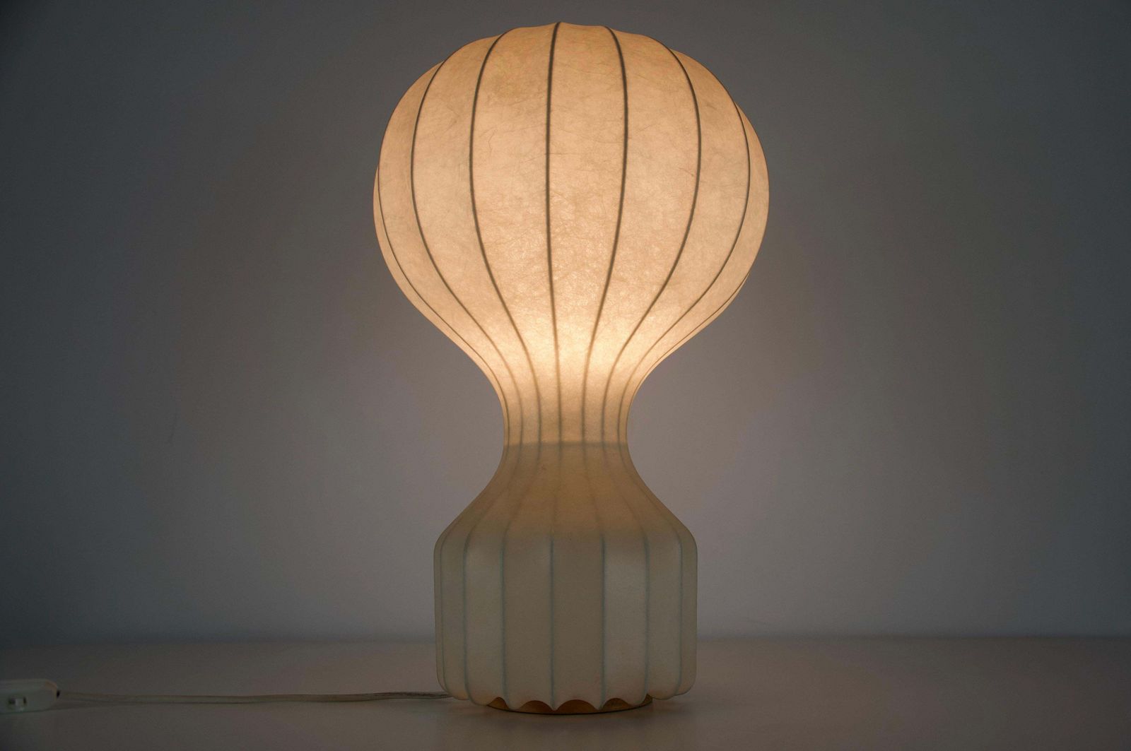 Lighting Large Gatto Cocoon Table Lamp By Achille & Pier Giacomo Castiglioni, 1960s photo