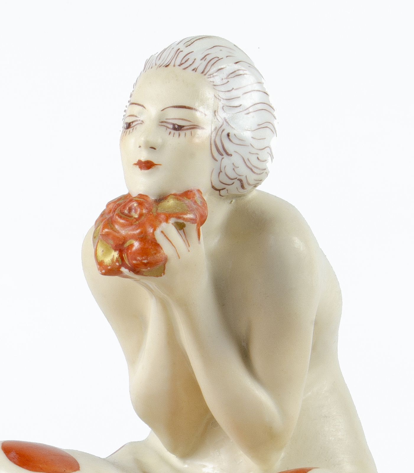 Early 20th Century Art Déco Hand Painted Ceramic Cosmetic Powder Bowl Of A Lady Sitting Over A Large Pillow By Aladin, France photo vinterior