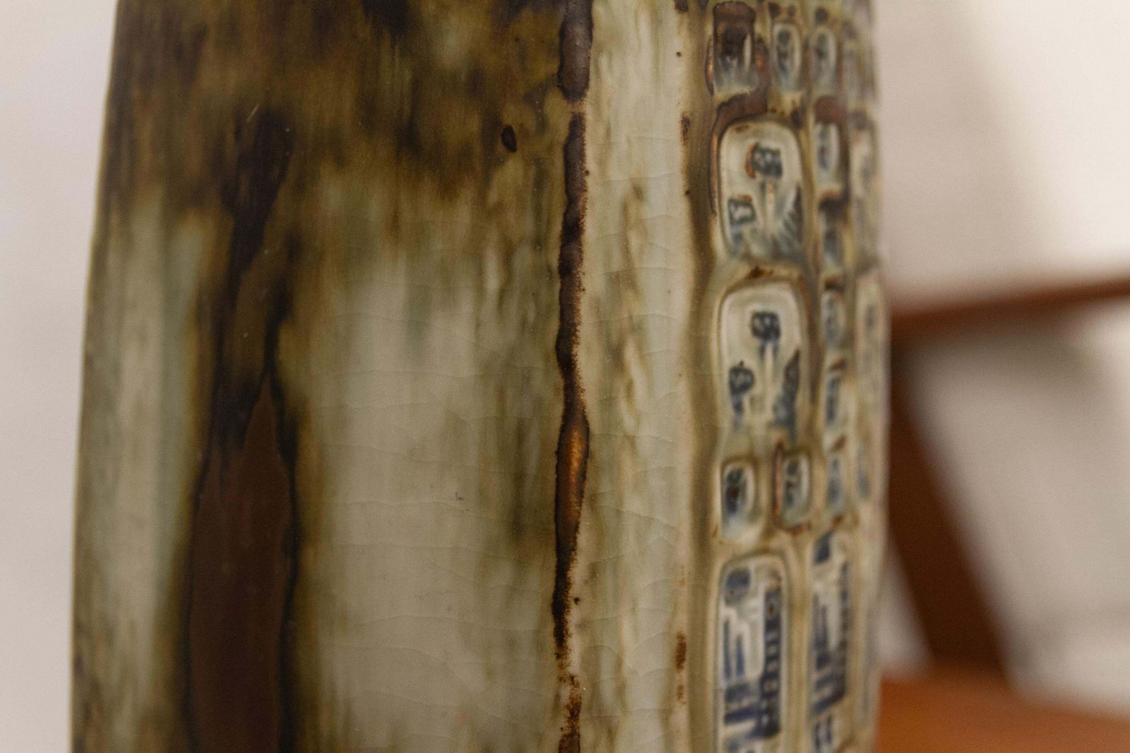 Large Danish Stoneware Vase By Jørgen Mogensen For Royal Copenhagen, 1970s. photo vinterior