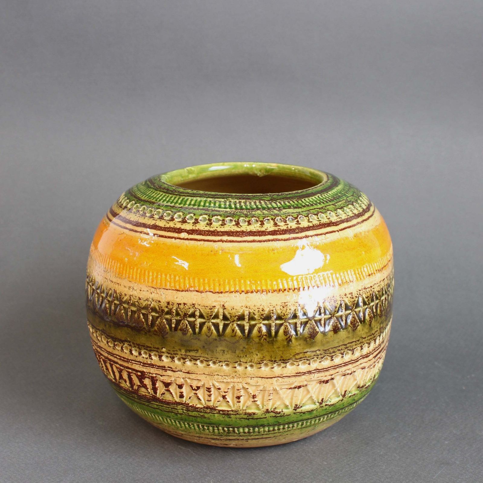 Mid Century Italian Ceramic Vase By Aldo Londi For Bitossi (Circa 1960s) photo vinterior