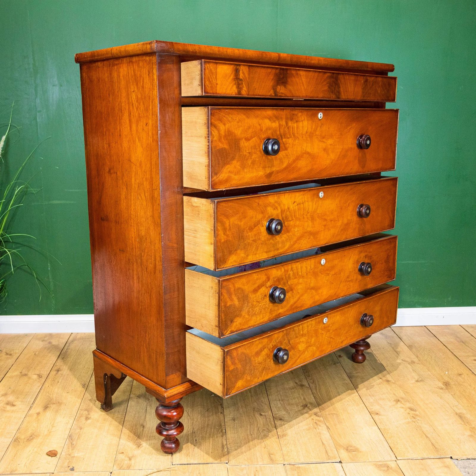 Furniture Large Flamed Mahogany Scotch Chest Of 5 Drawers photo