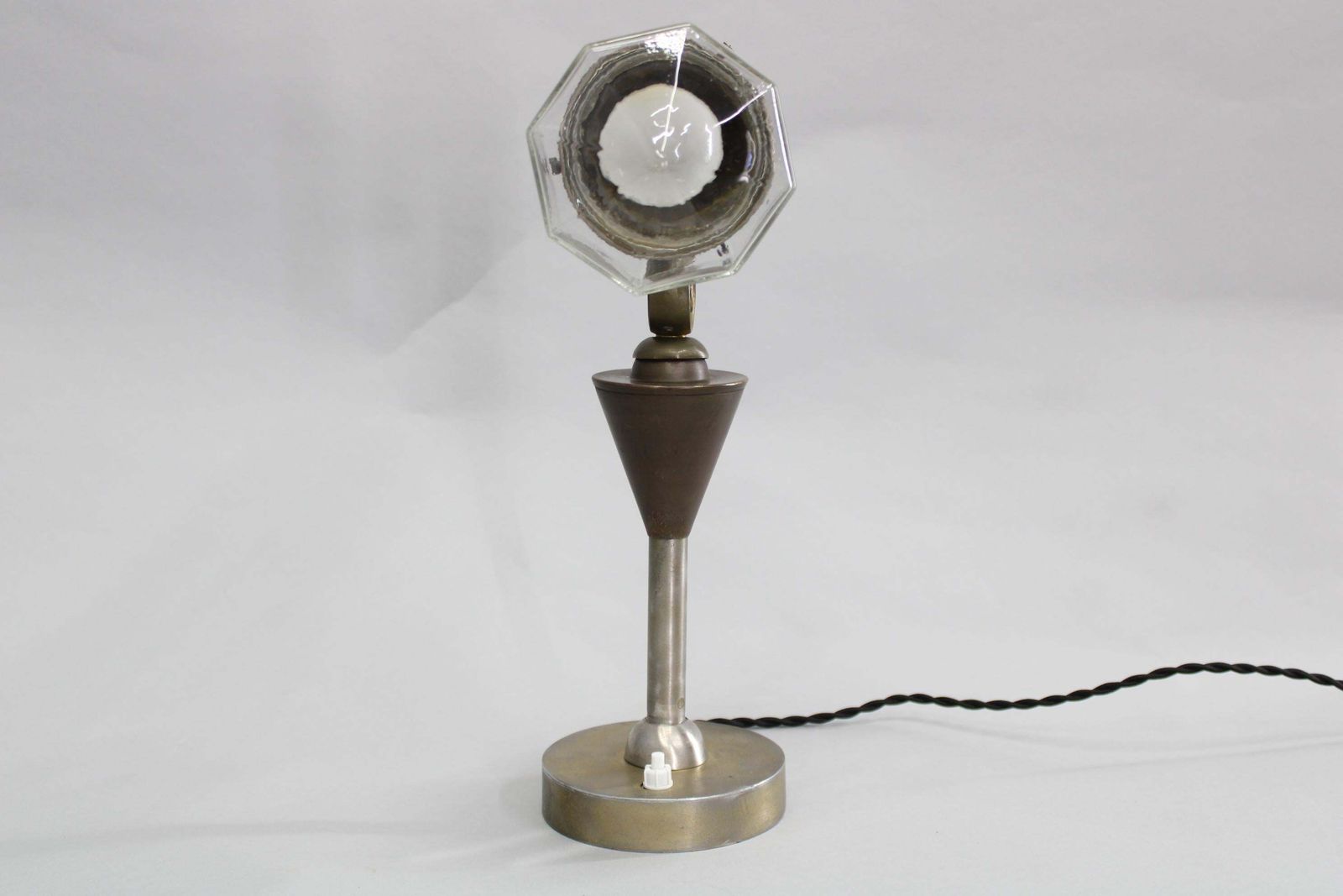 photo vinterior 1930s Secession Brass And Glass Desk Lamp, Czechoslovakia