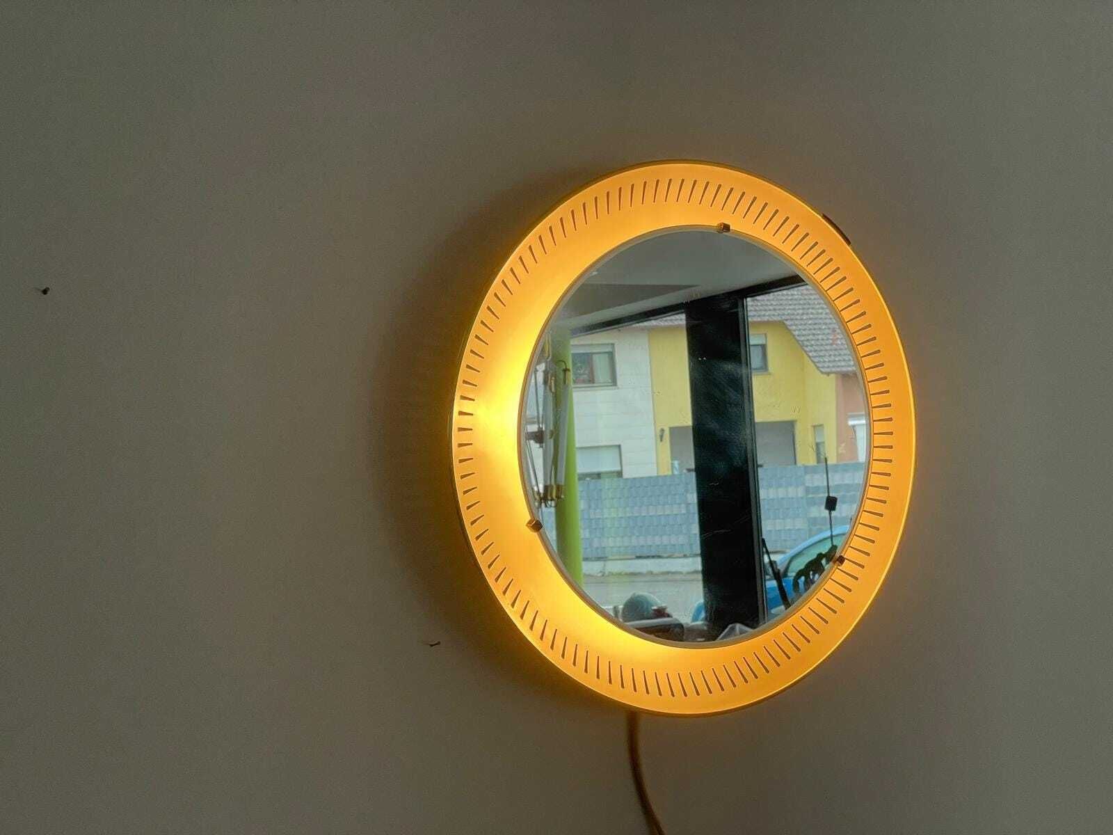 Mid Century Modern Round Yellow And White Wall Mirror With Light By Hillebrand, 1950s, Germany