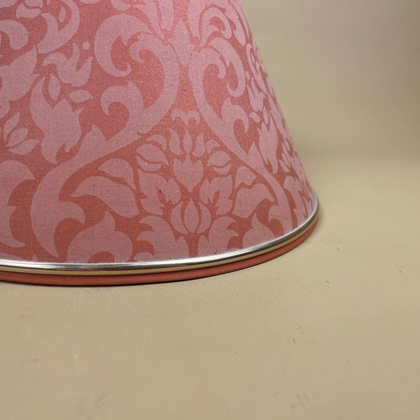 Pair Of 2 Vintage Cone Lamp Shade Lampshade Lightshade Damask Pattern Red Pink Gold Trim Downton Abbey Antique Classic Cottage Set photo vinterior