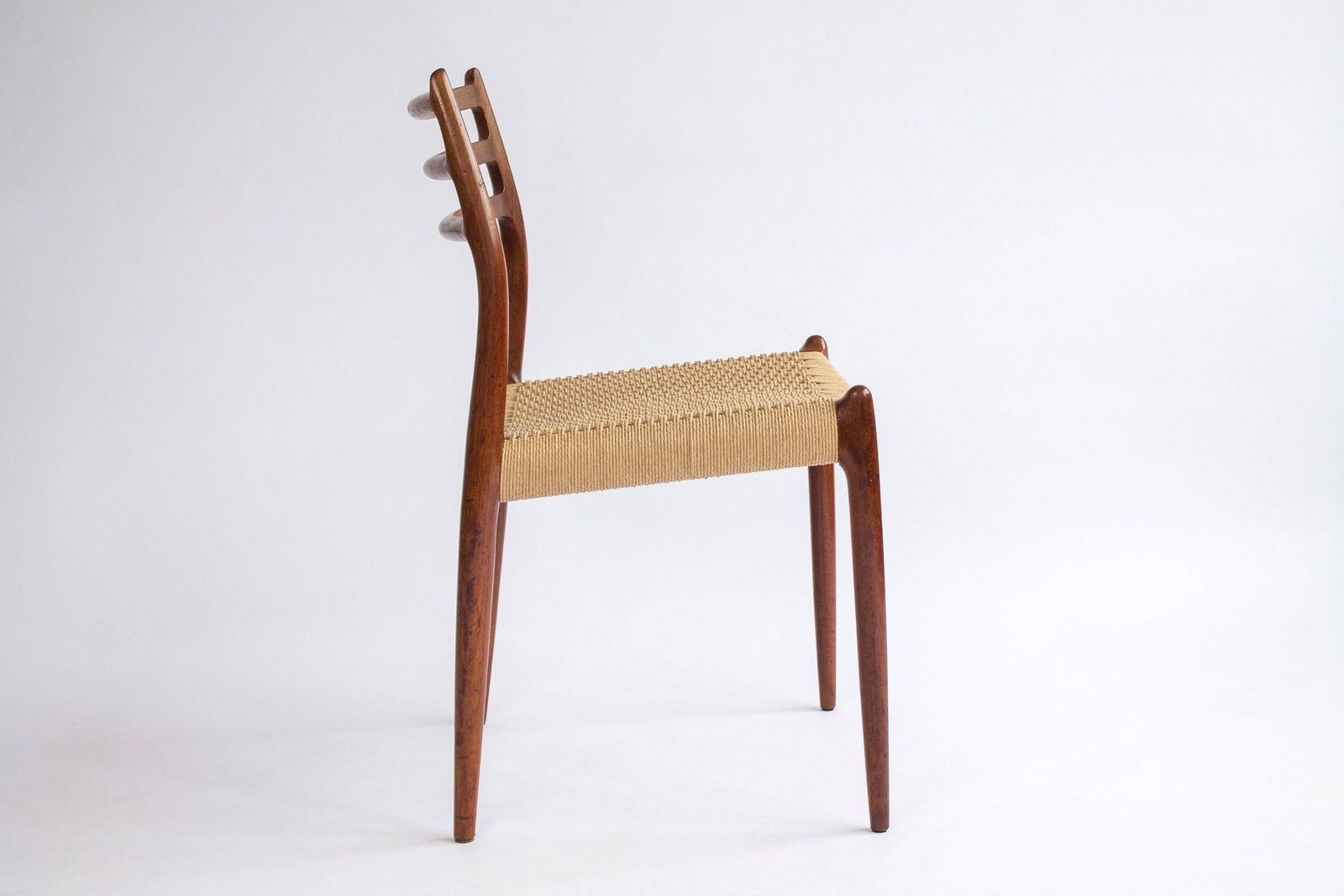 1 Of 8 Niels Møller Model 78 Chair – Danish Teak Dining Chair, Mid Century Modern Design, 1960s, Newly Woven Danish Cord photo vinterior
