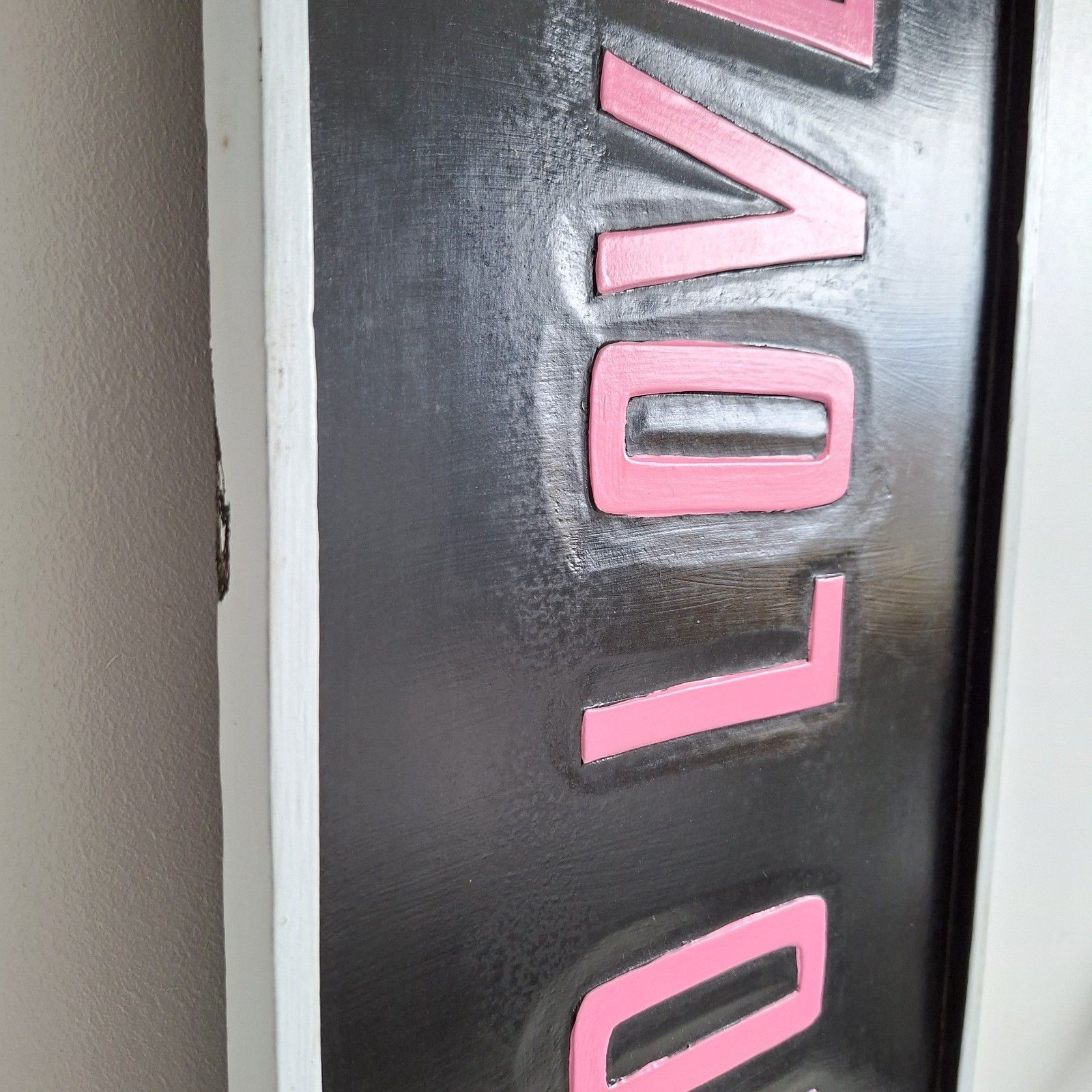 Who Loves Ya Baby Kojak Large Wooden Sign Embossed Hand Painted Wall Hanging photo buy