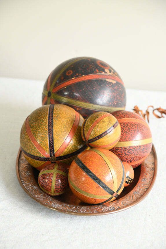 photo furniture Antique Wooden Nesting Balls, 1800s