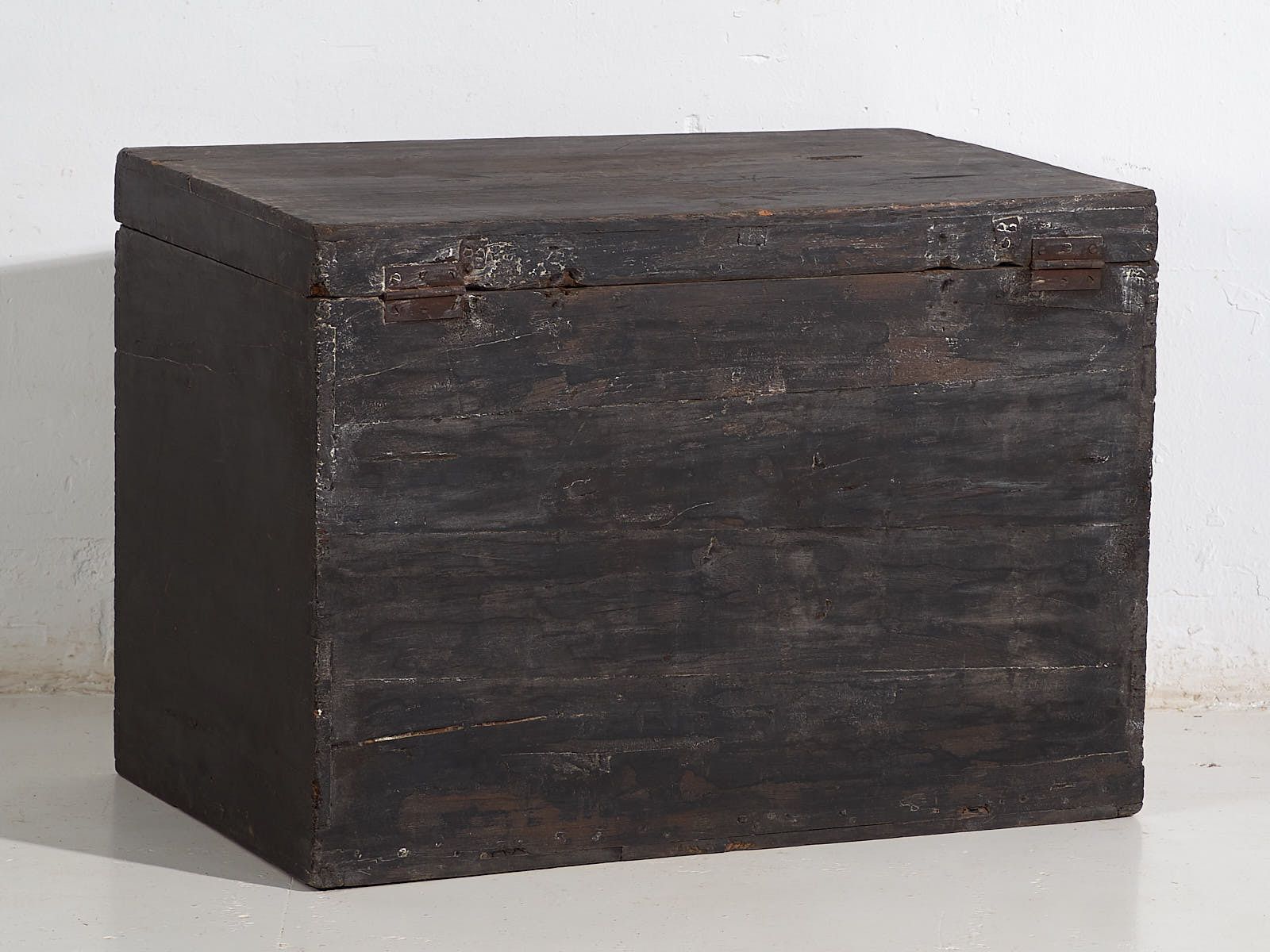 Antique Trunk With A Pair Of Illustrated Magpies (China, C.1900) #29 photo vintage