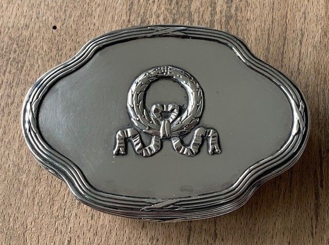 A Fine 19thc Germany Silver And Cut Glass Hinged Trinket Box, By Posen Of Frankfurt And Berlin photo furniture