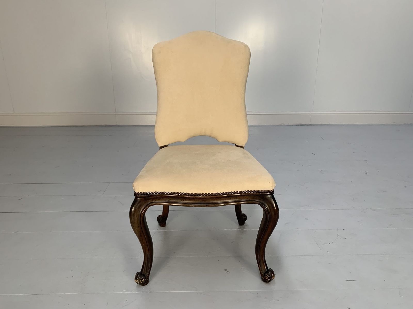 Suite Of 8 Ralph Lauren “Noble Estate” Dining Chairs – In Ivory Suede photo vintage