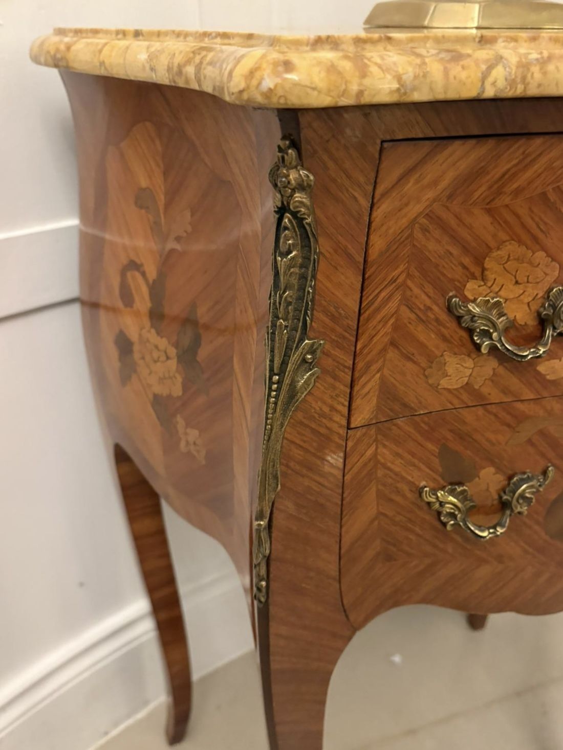 Antique Quality Pair Of French Louis XV Style Marquetry Bedside Cabinets photo for sale