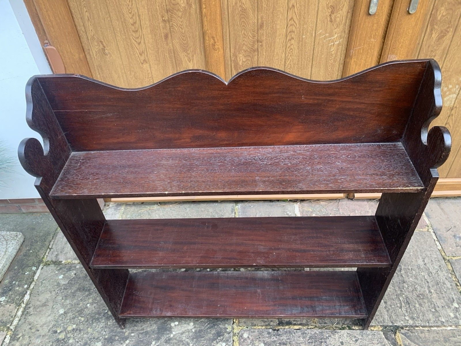 An Early 20th Century Mahogany Bookcase. photo Furniture
