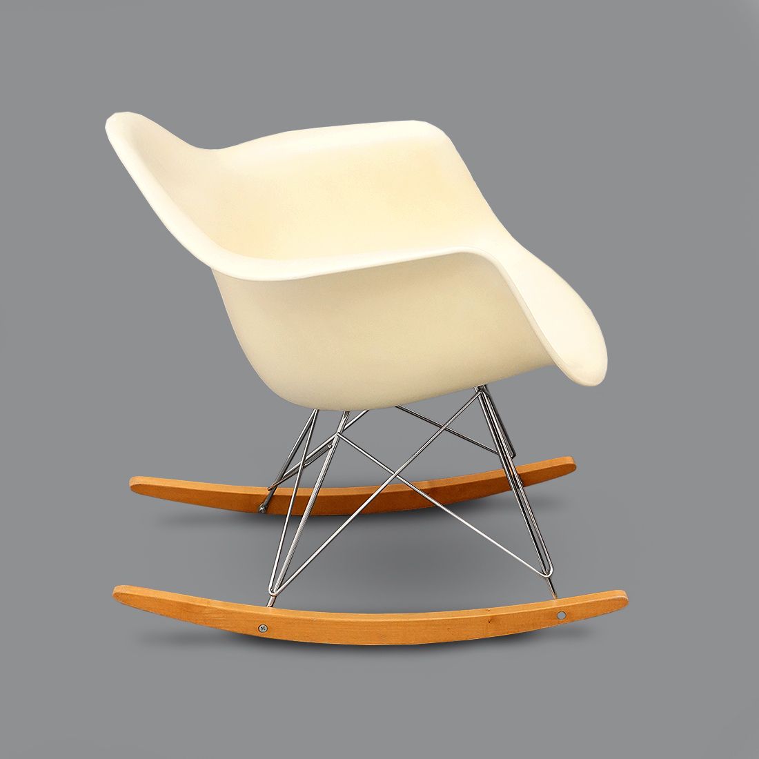 “Rar” Rocking Chair By Charles & Ray Eames For Vitra, 1950s photo vinterior