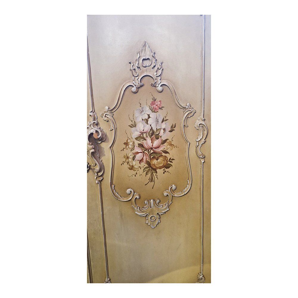 5363.0 Venetian Baroque Style Wardrobe photo