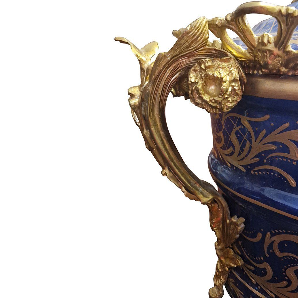 Second Half Of The 20th Century Baroque French Vases, France, 1980s, Set Of 2 photo Home Decor