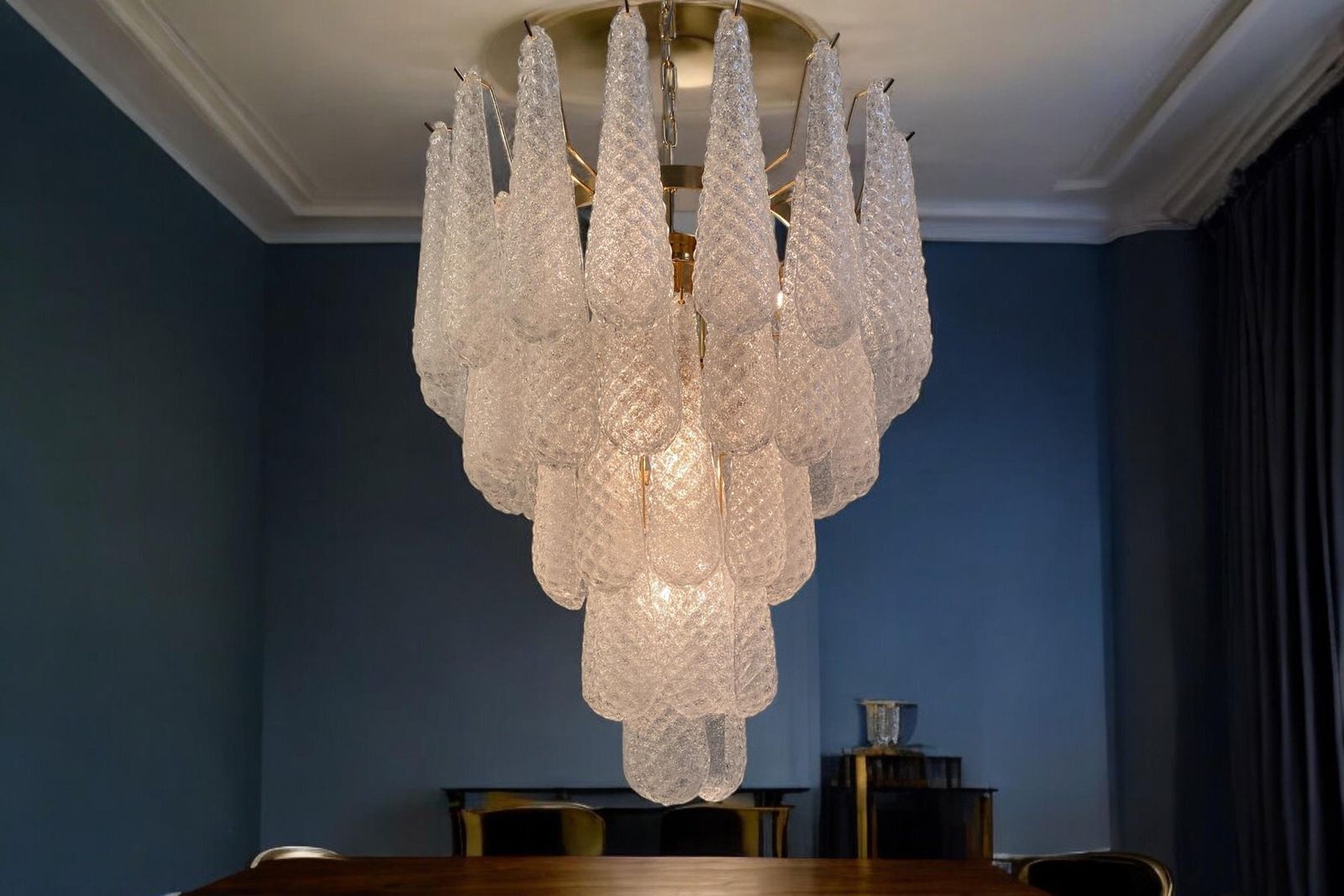 Italian Modern Murano Chandelier With 52 Glass Petals Drop, 1970s photo vinterior