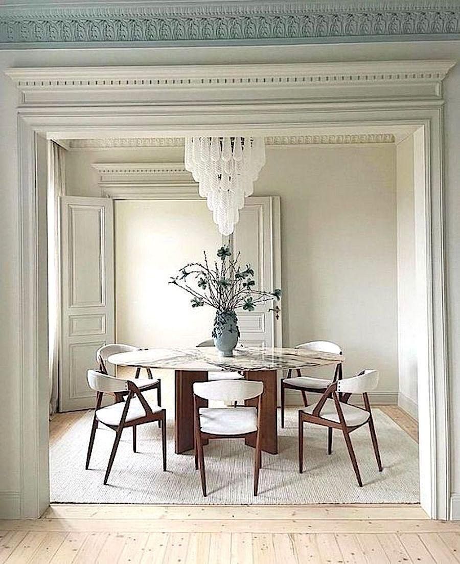 Italian Modern Murano Chandelier With 52 Glass Petals Drop, 1970s photo vintage